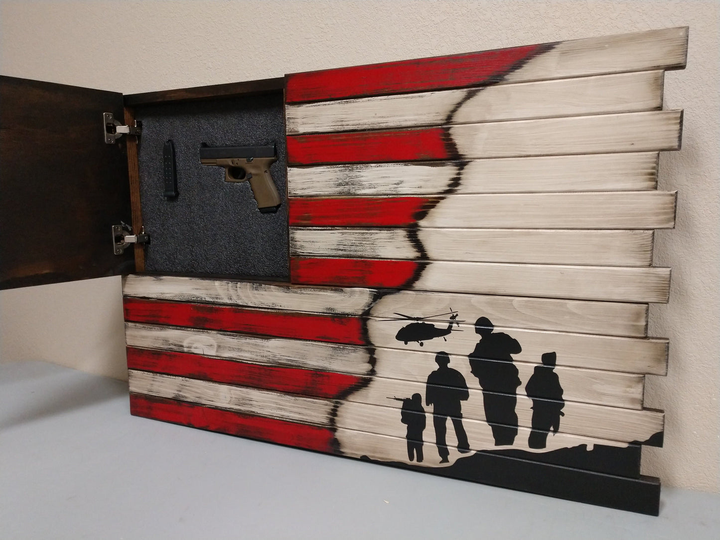 Heroes In Arms Hidden Flag